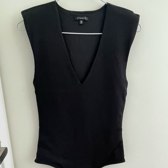 Dynamite black v-neck bodysuit - Picture 3 of 4